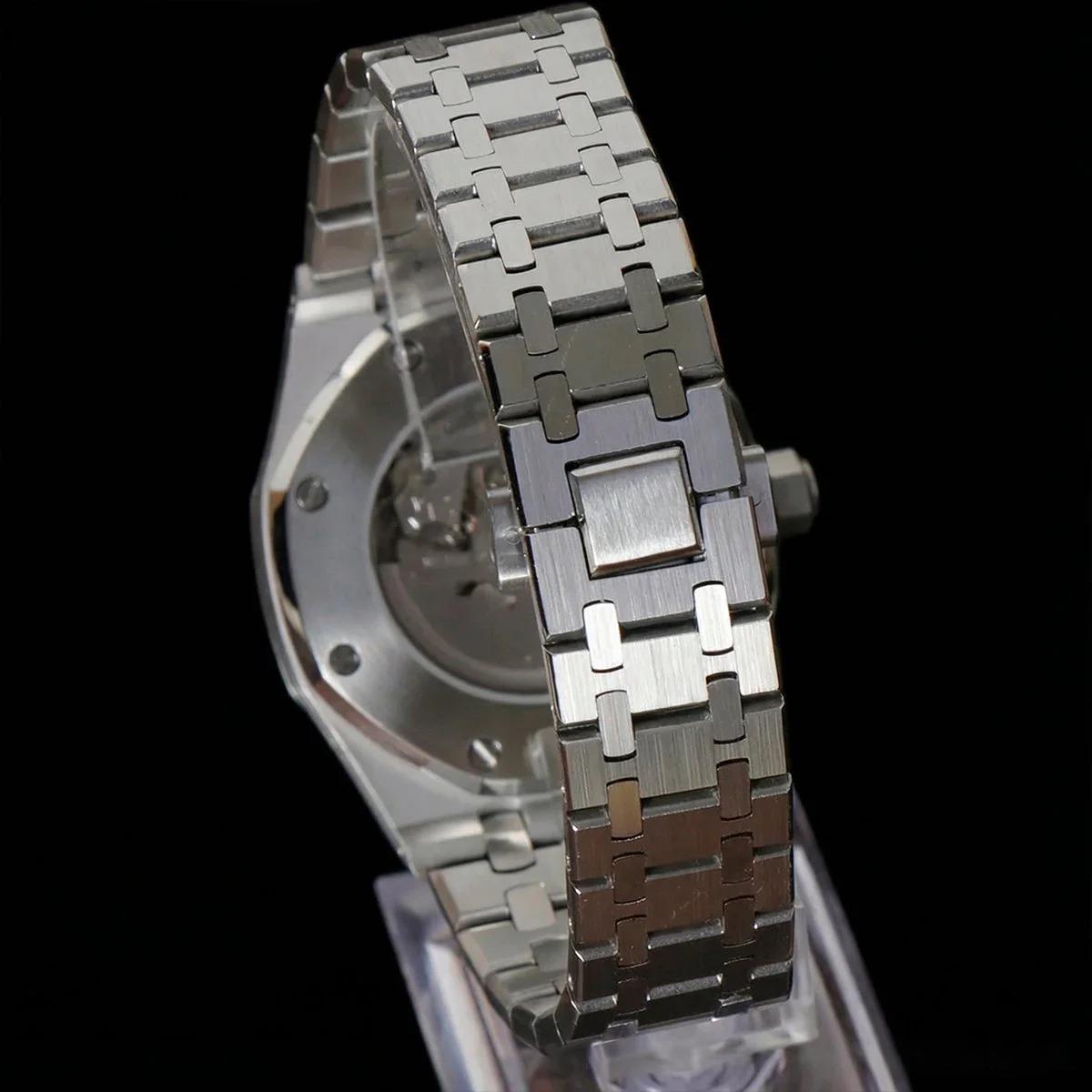 Royal Oak Black